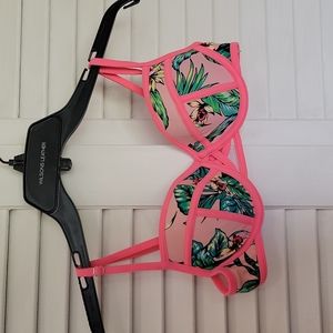 Xhilaration bikini swim suit top